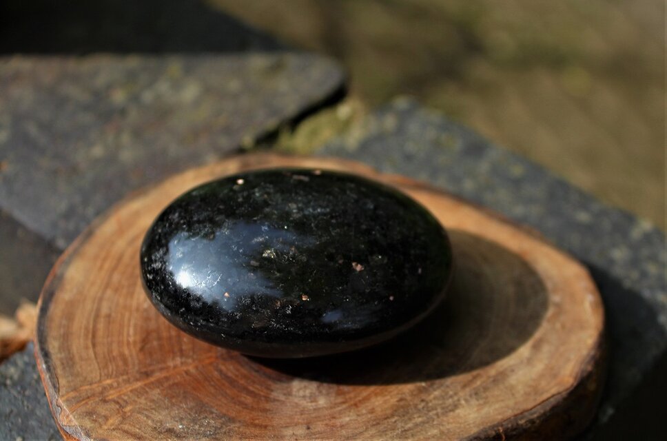 ヌーマイト　パームストーン