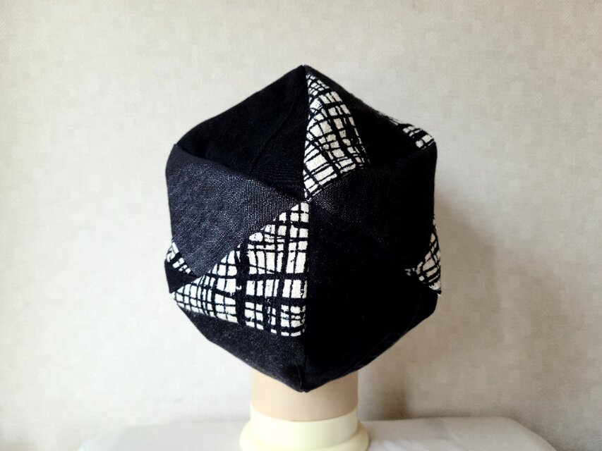 魅せる帽子☆ブラックデニムのグラデーションキャスケット～ブラック