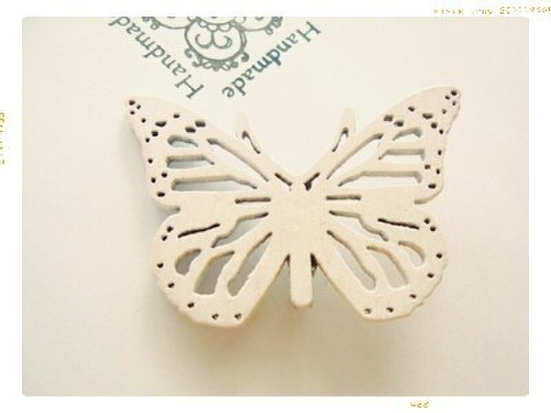 【まっしろちょうちょ】　ブローチ