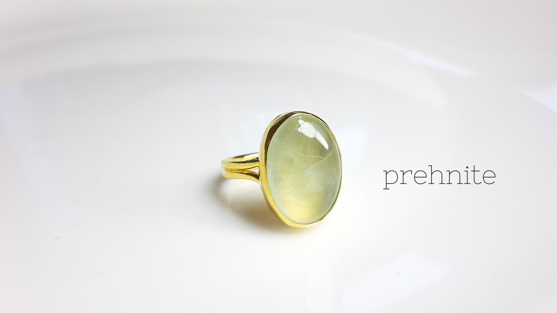 天然石リング9号/プレナイト 最新作☆『 プレナイト 』の世界でひとつの天然石リング | iichi