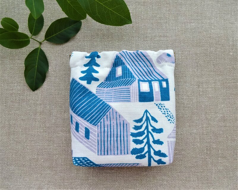 ＊森の村５＊バネポーチ＊１２cm＊北欧生地＊カウニステ＊kauniste＊Mokkila