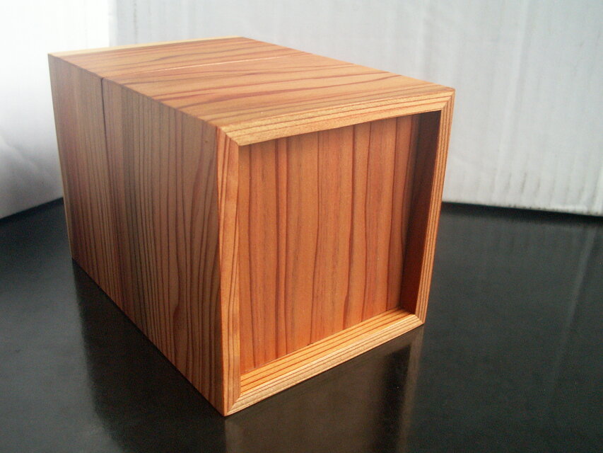 鹿児島屋久杉の木製ゴミ箱