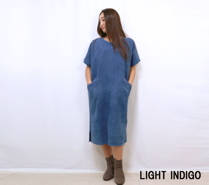 藍染め、手挿し刺繍の可愛いシンプルワンピース、オールシーズン、ライトインディゴ