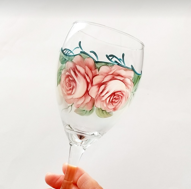 ワイングラス ペア / ピンクのバラ | iichi 日々の暮らしを心地よくするハンドメイドやアンティークのマーケットプレイス