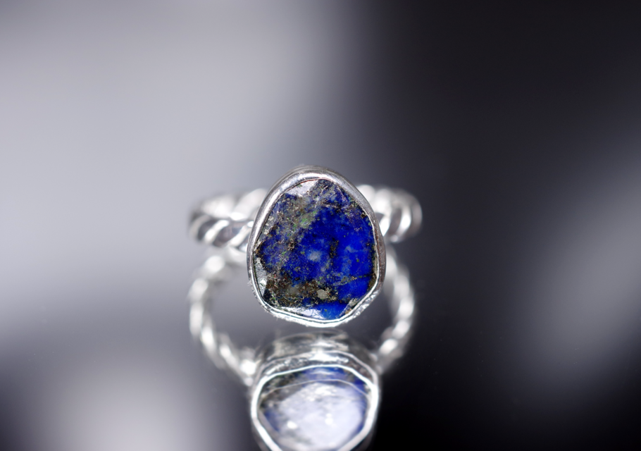 New Arrival☆新作『ラピスラズリ』の世界でひとつの天然石リングsilver925