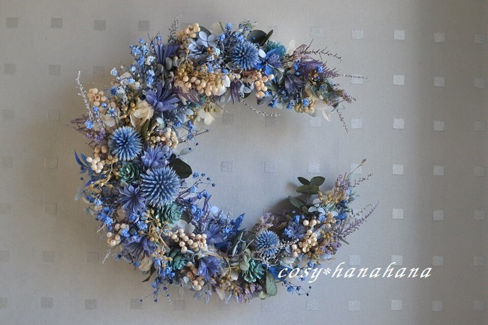 ルリ玉アザミの青の月wreath