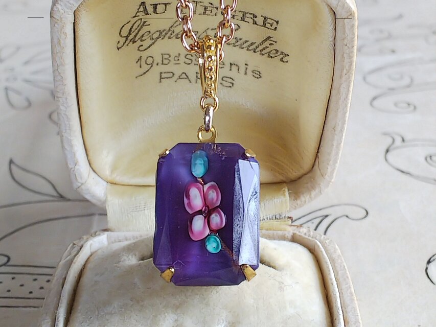 ヴィンテージ　Lampwork-Flower／パープル　クラシカルネックレス