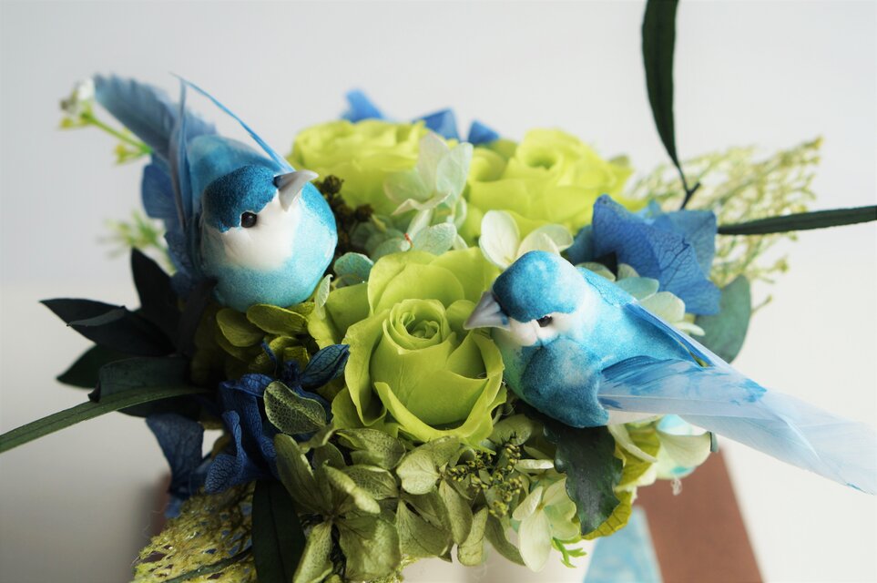 フラワーリース　幸せの青い鳥　アーティフィシャルフラワー