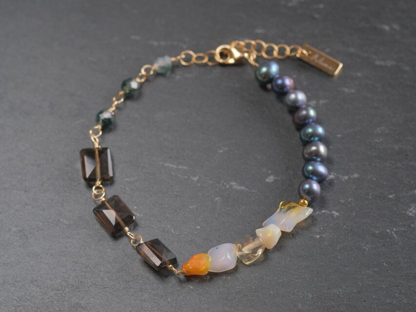 Opal bracelet：天然石オパールブレスレット 淡水ネイビーパール