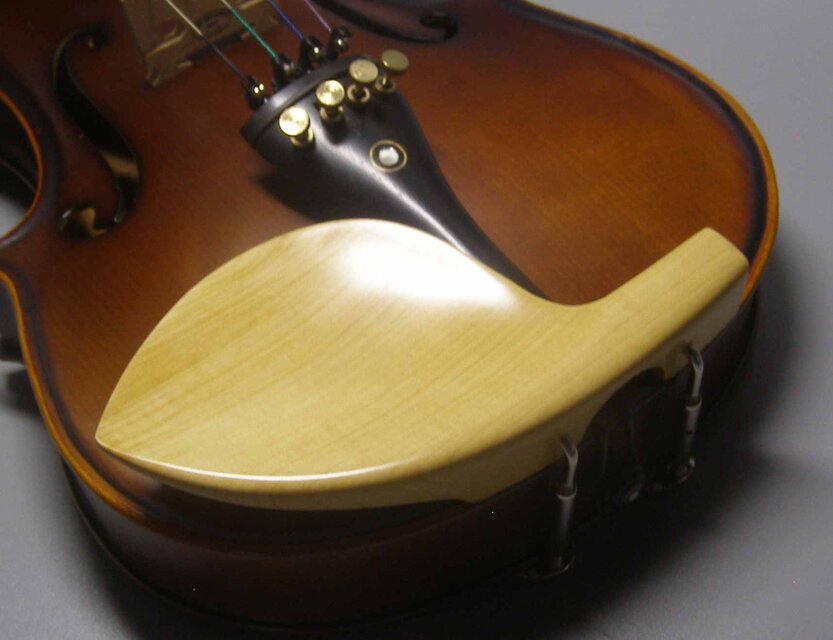 御蔵島産 希少品 バイオリン顎当て 柾目杢 | iichi 日々の暮らしを