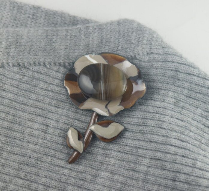 秋色ブラウンアゲートの花