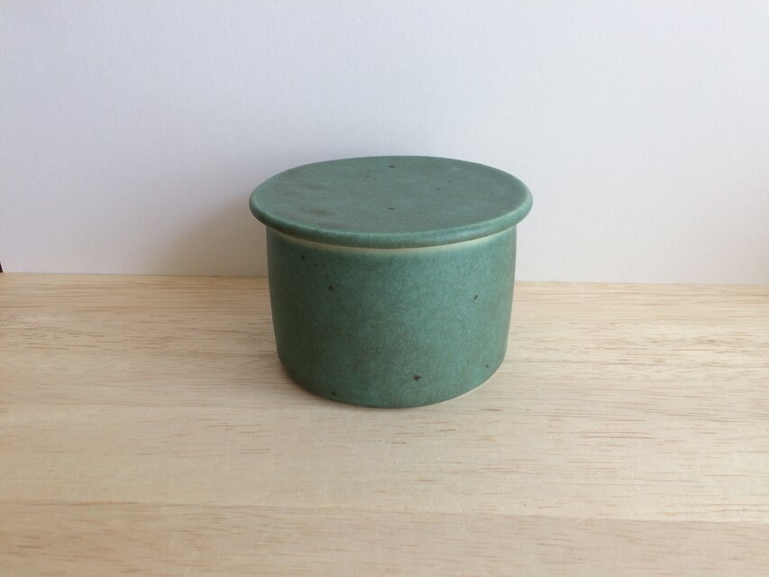 キャニスター（グリーン）