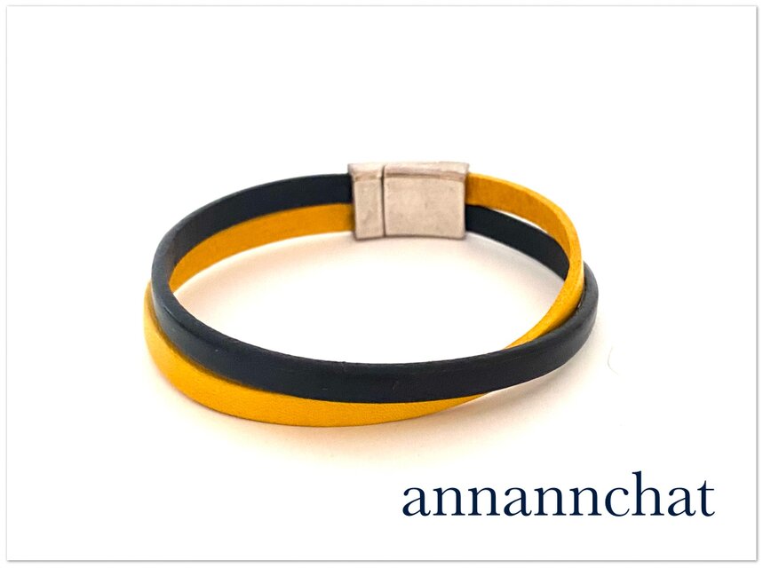 【 ヨーロッパ製　本革（イエロー・ブラックネイビー）馬のマグネット　お洒落な　ブレスレット　】着脱が簡単