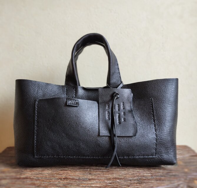 【Y.H様ご確認用】yokonaga tote　黒　オイルシュリンクレザー