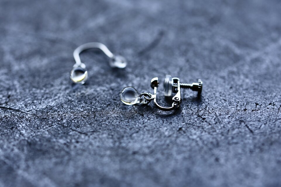 ｲﾔﾘﾝｸﾞ-Dew- single【ｻｰｼﾞｶﾙｽﾃﾝﾚｽ】