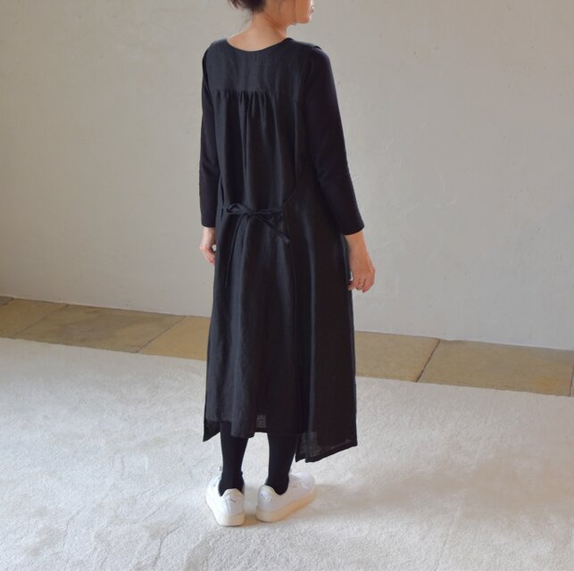 リネン100％ アシンメトリー エプロン ギャザー ワンピース/black 黒