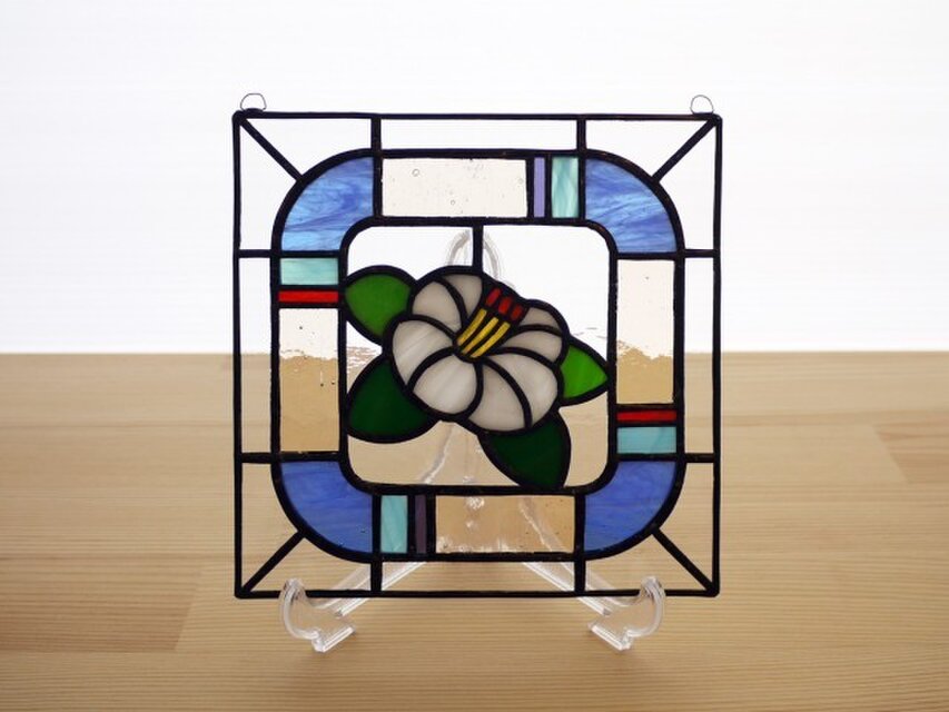 ステンドグラス ミニパネル 白椿 15cm | iichi 日々の暮らしを