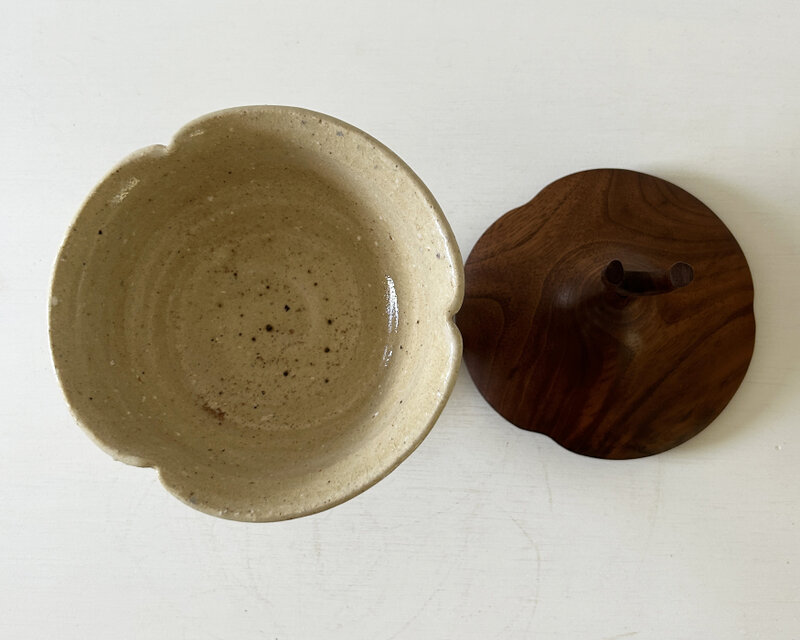 馬上杯・白 | iichi 日々の暮らしを心地よくするハンドメイドや