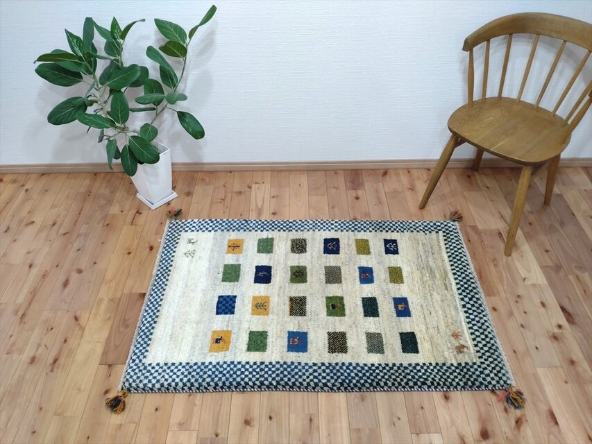 秋の目玉品】ペルシャ ギャッベ 玄関マット大 123x80cm アイボリー