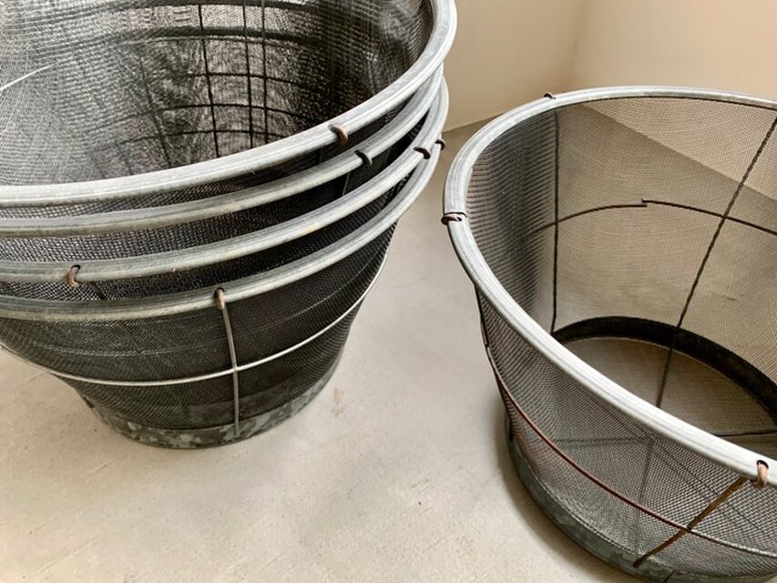 アイアンメッシュバスケット | iichi 日々の暮らしを心地よくする