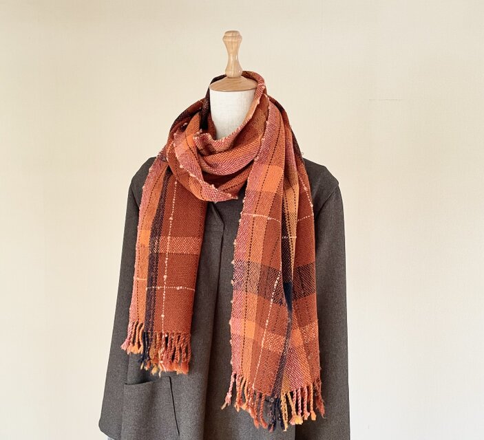茶系オレンジの大判ウールストール | iichi 日々の暮らしを心地よく
