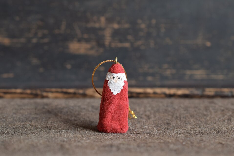 革のオーナメント　サンタクロース　小