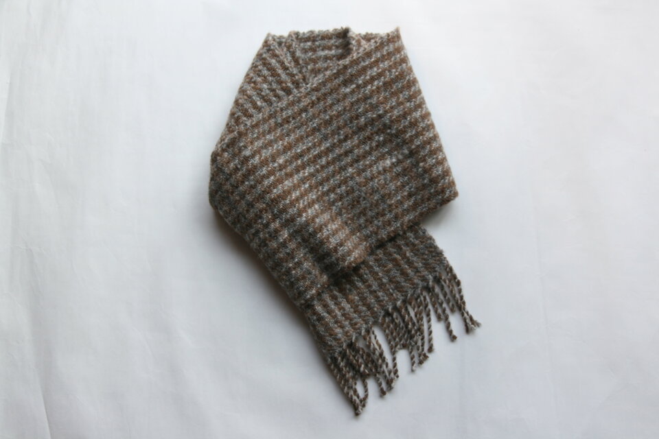 SALE）ホームスパンマフラー（手紡ぎ手織り）【変わり千鳥格子