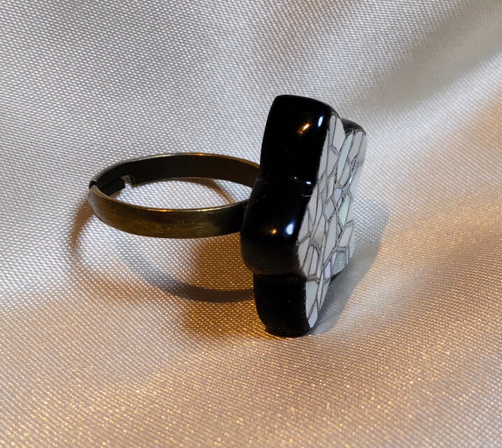 螺鈿指輪 星のかたち | iichi 日々の暮らしを心地よくするハンドメイド