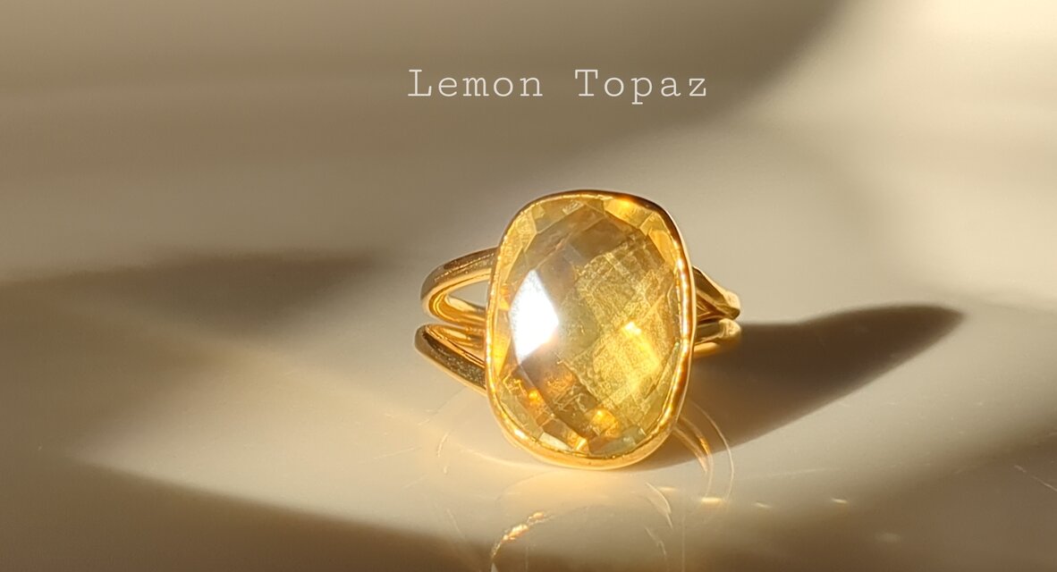最新作☆『煌めくLemonTopaz』の世界でひとつの天然石リング