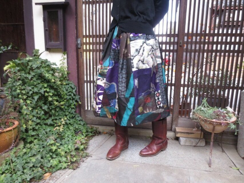 銘仙リメイク☆山の谷間田舎の春景色がレトロな72cm丈