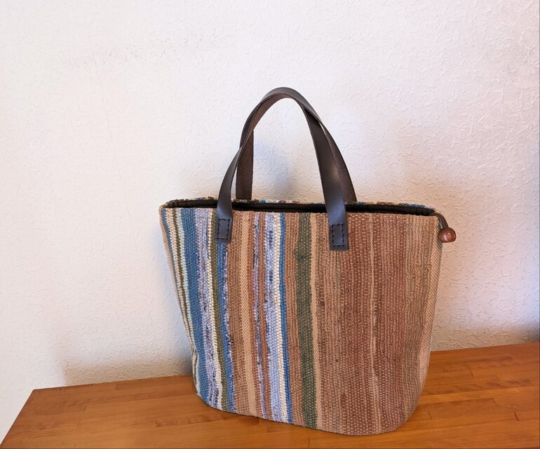 手織りトートバッグ2 (柿渋染裂き織り、綿) | iichi 日々の暮らしを