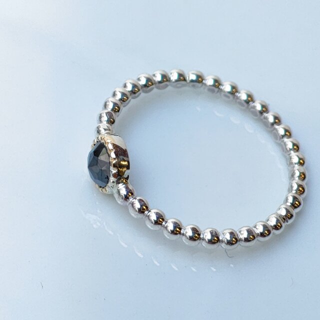 ブラックダイヤモンド ローズカット 0.39ct ミル打ち K18