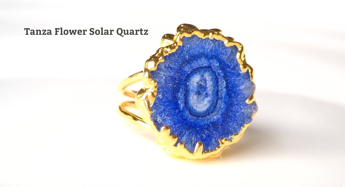 最新作★「タンザフラワーソーラークォーツ」の世界でひとつの天然石リング