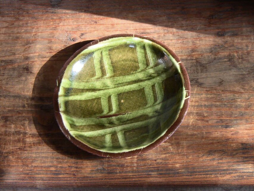 スリップウェア小皿（織部）