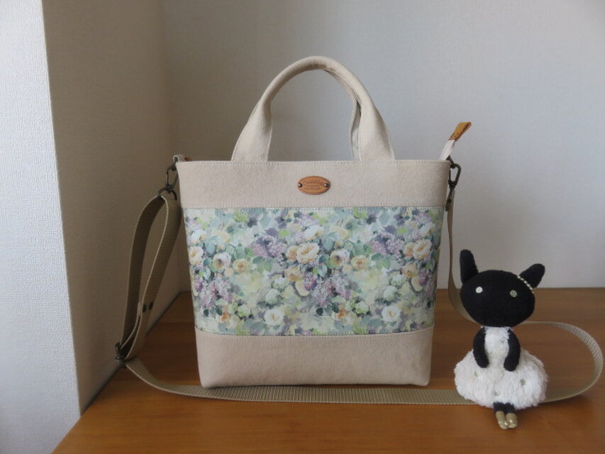 リバティ　ハムステッドサマーを使った２wayファスナー付きトートバッグ