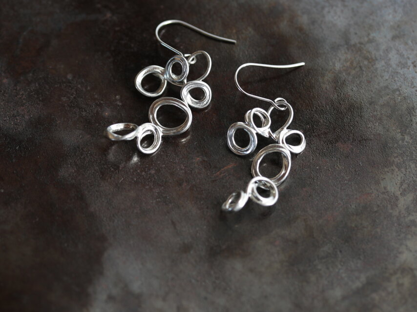 錫のピアス　TOLOLY　あぶくf