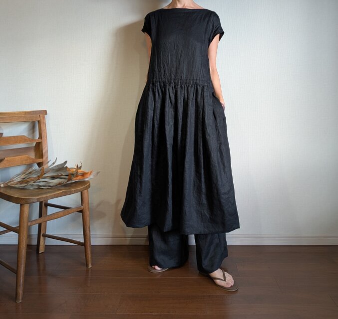 フレンチスリーブ ギャザーワンピース | iichi 日々の暮らしを心地よく