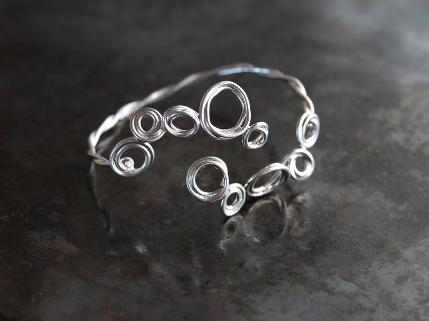 錫のバングル　TOLOLY　あぶく