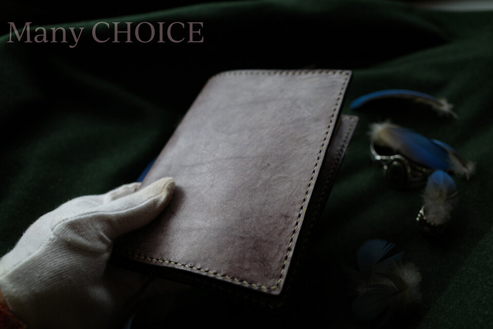 イタリアンバケッタレザー・アラスカ・ブックカバー（モカ）