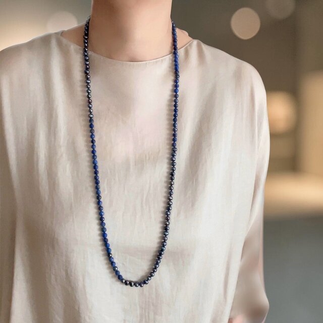 藍色パールとラピスラズリのコラボレーション. 大人ブルーのロング