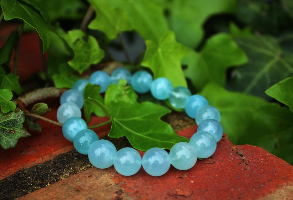 アクアマリン　10ミリ　不老不死、若さを保つ天使の石