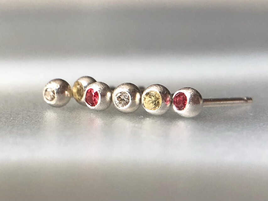 【初回限定価格】Orangish red sapphires stud earrings シンプルスタッドピアス　SV925