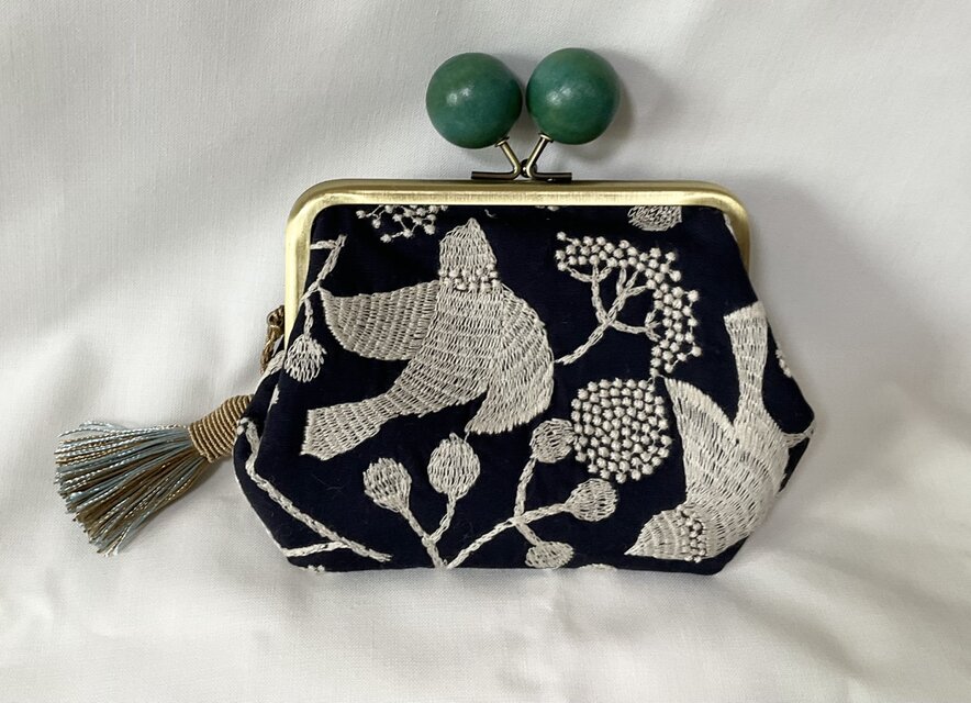 点と線模様製作所　バードガーデン　木玉親子がま口ミニ財布　