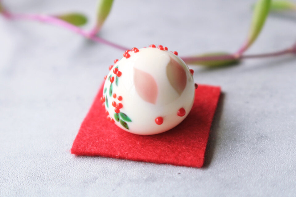 ガラスのうさぎ（南天）