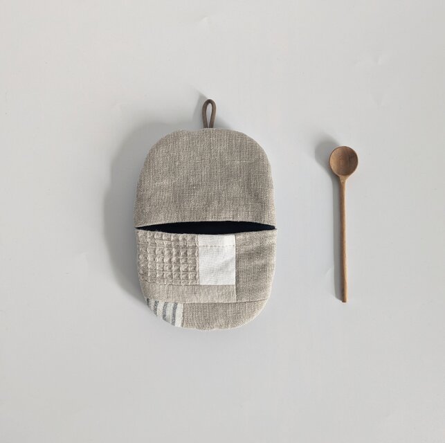 くったりリネンの鍋つかみ/ストライプ　ナチュラル