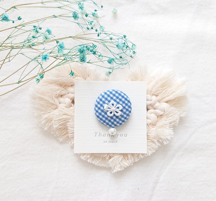 ★くるみボタンブローチ★