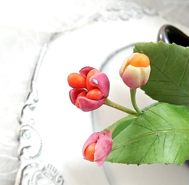 ☆クレイフラワー(椿・玉霞）☆ | iichi 日々の暮らしを心地よくする