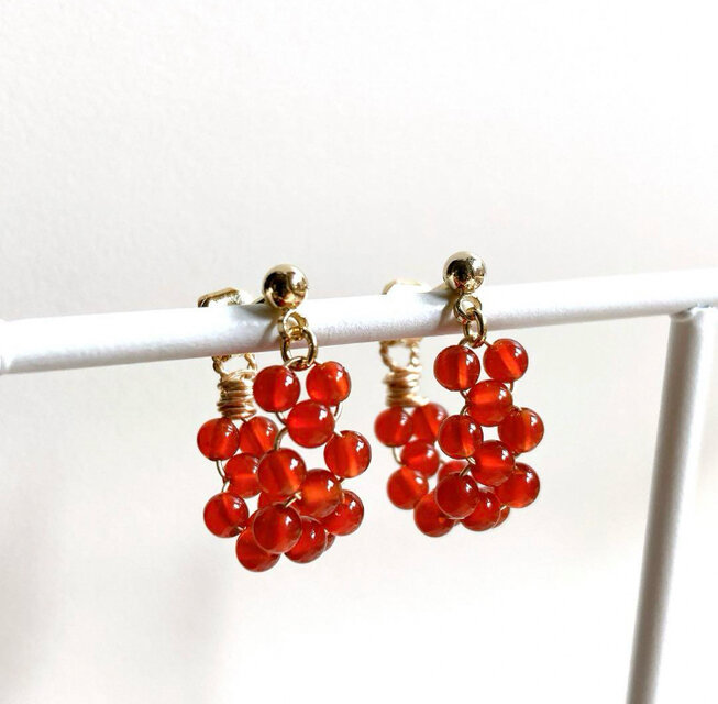 天然石カーネリアン編み込みミニフープピアス