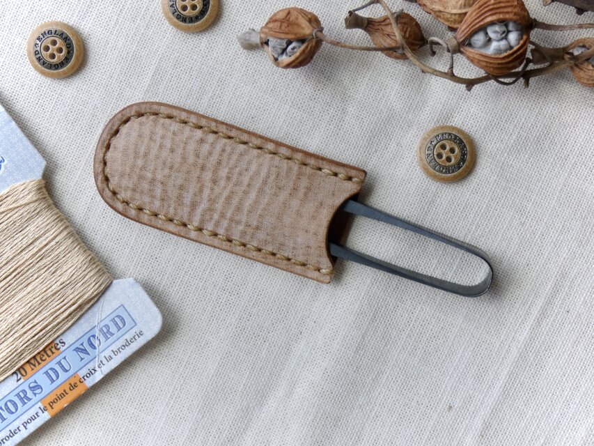 糸切りはさみケース／握り鋏ケース／革／ナチュラル