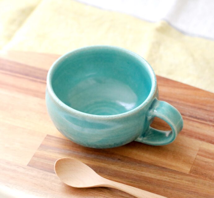 艶やかターキッシュブルー　トルコ青釉のスープカップ